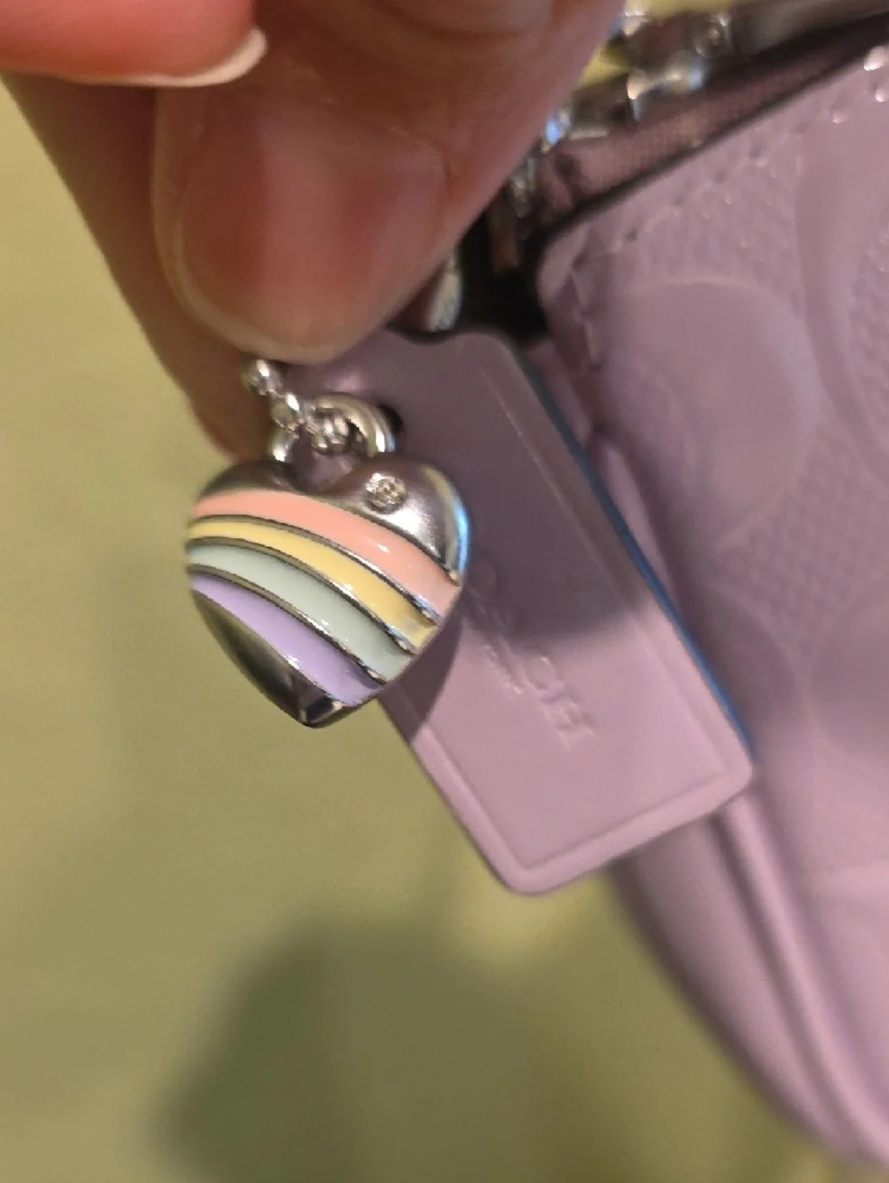 Coach Lavender/Purple Patent Mini Wristlet with Chain Strap - NWT - Picture 2 of 13